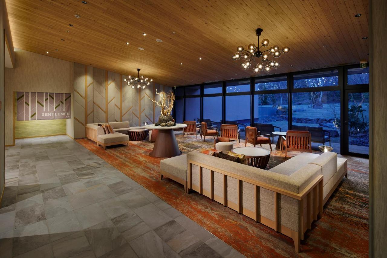 Hotel West 4*